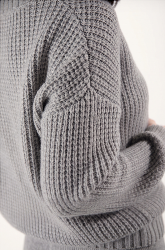 Sweater Gorkhi